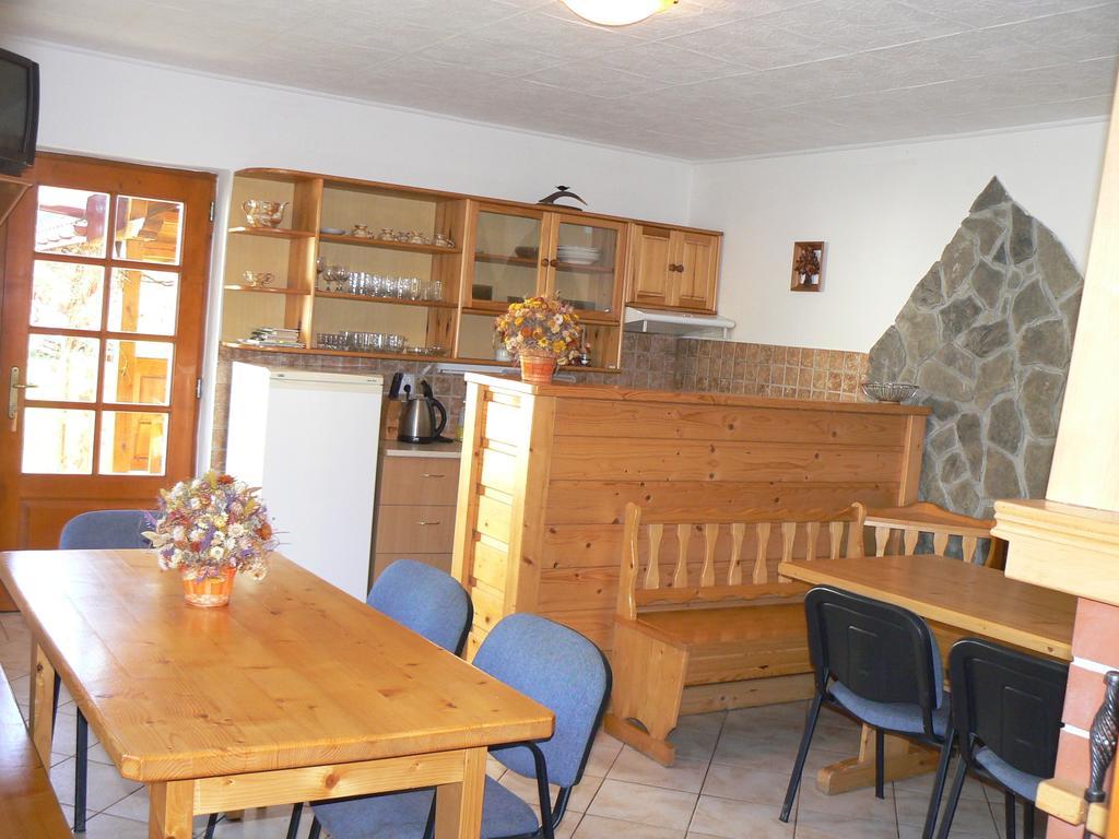 Guest House Pieninka Lesnica Buitenkant foto